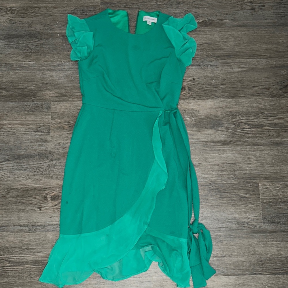 Green dress with belt
